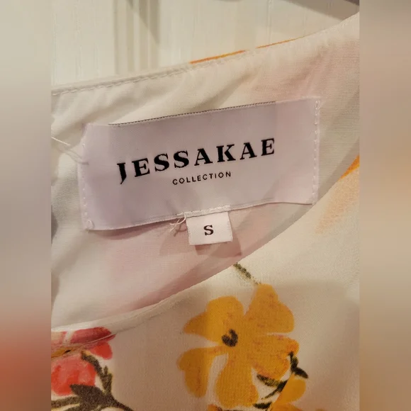 JessaKae Floral Red and White Dress - Picture 2 of 7